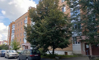 Купить 1-комнатную квартиру, Пинск, Жолтовского, 47. Фото 1