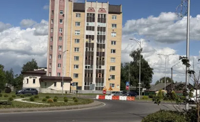  9-этаж.(58.2 м2), Барановичи(Притыцкого 146)