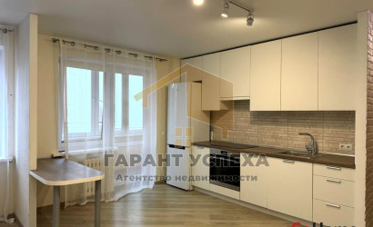 Купить 3-комнатную квартиру, Брест, ул. Гоголя. Фото 1