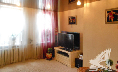 Купить 4-комнатную квартиру, Брест, Центр, ул. Маяковского. Фото 1