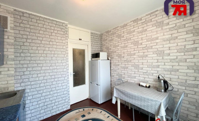 Купить 1-комнатную квартиру, Солигорск, Шахтеров б-р, 24. Фото 5