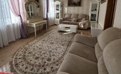 Купить дом, Минск, Мирная ул., 1, 8 соток. Фото 1