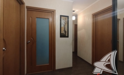 Купить 3-комнатную квартиру, Брест, Центр, б-р Космонавтов. Фото 2