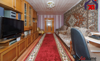 Купить 4-комнатную квартиру, Городок, Центральная ул.. Фото 3