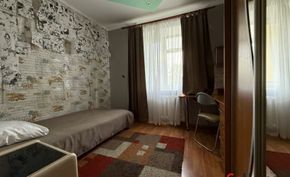 Снять 3-комнатную квартиру на сутки, Кобрин, Советская 115. Фото 9