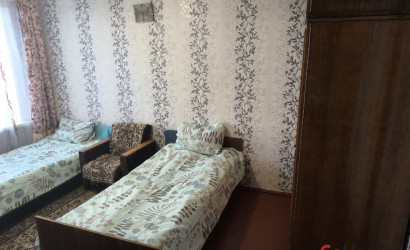 Снять 3-комнатную квартиру на сутки, Островец, Карла Маркса ул, 40. Фото 2