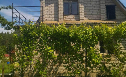 Купить дом в деревне, Зеленое, 4.3 соток. Фото 1