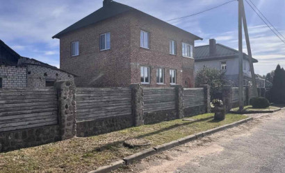 Купить дом, Луговая Слобода, Центральная ул., 130, 24.96 соток. Фото 1