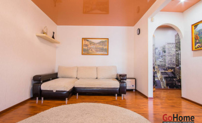 Снять 2-комнатную квартиру на сутки, Минск, ул. Народная, д. 22 (Заводской район). Фото 1