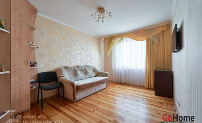 Купить 3-комнатную квартиру, Заречье, Зареченская ул., 43. Фото 2