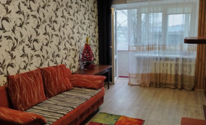 Снять 2-комнатную квартиру на сутки, Пинск, Иркутско-Пинской дивизии 65. Фото 1