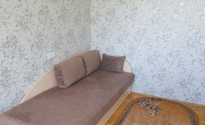 Снять 3-комнатную квартиру на сутки, Глубокое, Ленина, 138. Фото 3