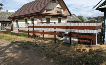 Купить дом в деревне, Юхновка, Центральная 10, 30 соток. Фото 1