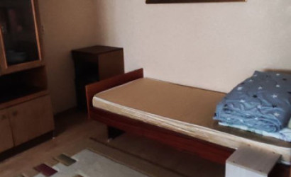 Снять 2-комнатную квартиру на сутки, Белоозерск, Ленина 25. Фото 2