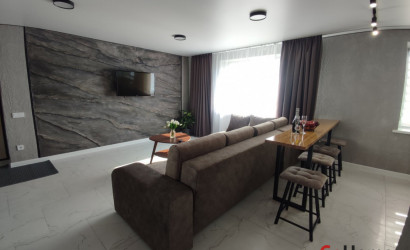 Снять 3-комнатную квартиру на сутки, Слоним, Красноармейская 42. Фото 1