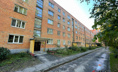 Купить 3-комнатную квартиру, Пинск, Центральная, 72. Фото 1