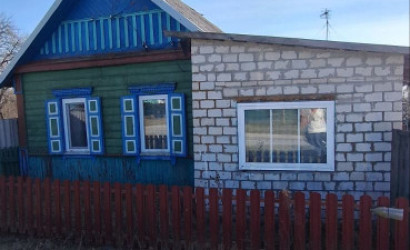 Купить дом, Уваровичи, Трудовая, 25 соток. Фото 1