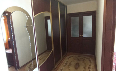 Купить 3-комнатную квартиру, Полоцк, Юбилейная ул., 1. Фото 3