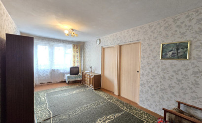 Купить 4-комнатную квартиру, Новополоцк, Молодежная ул., 90. Фото 2