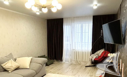 Купить 3-комнатную квартиру, Жабинка, , . Фото 2