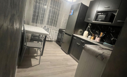 Снять 2-комнатную квартиру на сутки, Щучин, Зеленая, 40. Фото 1