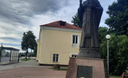 Купить 2-комнатную квартиру, Полоцк, Космонавтов ул., 2. Фото 1