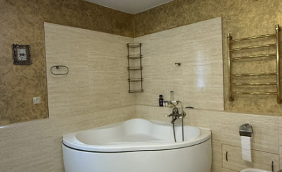 Купить 4-комнатную квартиру, Витебск, 8-я Линия. Фото 28