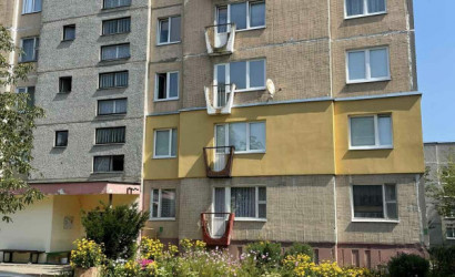 Купить 3-комнатную квартиру, Слоним, Ершова ул., 26. Фото 2