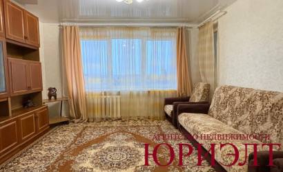 Купить 3-комнатную квартиру, Барановичи, Энтузиастов, 36. Фото 1