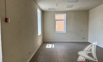 Продажа квартиры под офис, Кобрин, 109.5 кв.м.. Фото 2