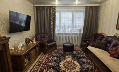 Купить 3-комнатную квартиру, Пинск, Первомайская, 187. Фото 1