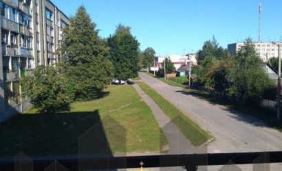 Купить 3-комнатную квартиру, Бигосово, Молодежная ул., 14. Фото 1