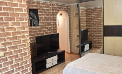 Снять 1-комнатную квартиру на сутки, Барановичи, Ленина 26, Центр. Фото 2