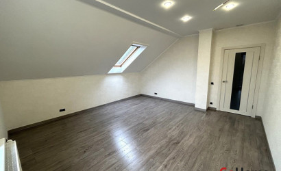 Купить дом, Коробчицы, Семейная, 15 соток. Фото 18