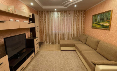 Купить 2-комнатную квартиру, Лида, Кооперативная, 24. Фото 1