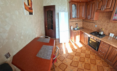 Снять 1-комнатную квартиру на сутки, Слуцк, 14 Партизан. Фото 2