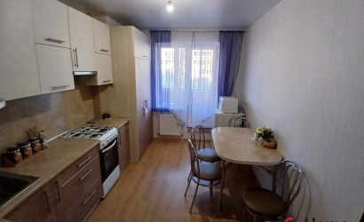 Купить 2-комнатную квартиру, Слобода, Машерова ул., 3. Фото 1