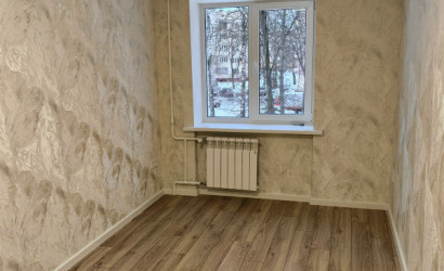 Купить 3-комнатную квартиру, Кобрин, Пушкина д.9. Фото 1