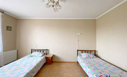 Снять 3-комнатную квартиру на сутки, Жодино, улица Калиновского, 30. Фото 3