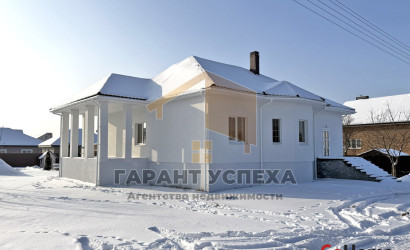 Купить коттедж, Брест, ул. Калиновая, д. , 16.15 соток. Фото 1