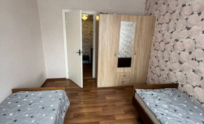 Снять 2-комнатную квартиру на сутки, Жлобин, Жлобин микрорайон 16 д 26. Фото 2