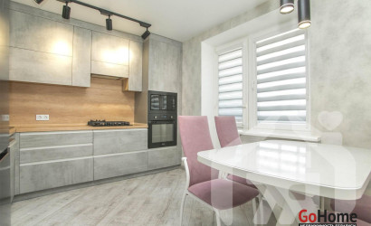 Купить 2-комнатную квартиру, Молодечно, Великий Гостинец ул., 152. Фото 2