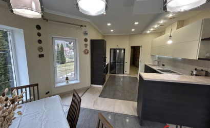 Купить дом, Коробчицы, Семейная, 15 соток. Фото 9