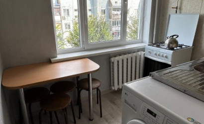 Снять 2-комнатную квартиру на сутки, Марьина Горка, Новая Заря. Фото 4