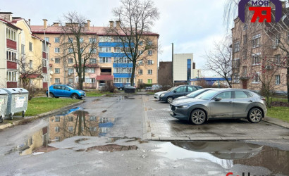 Купить 3-комнатную квартиру, Солигорск, Железнодорожная ул., 16. Фото 1