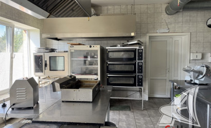 Продажа помещения под сферу услуг, Страдечь,  510.6 кв.м.. Фото 8