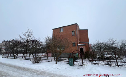 Купить коттедж, Брест, пер. Житний, д. , 8.7 соток. Фото 3