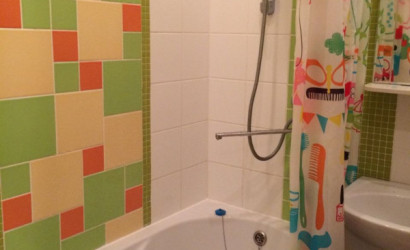 Снять 3-комнатную квартиру на сутки, Октябрьский, ул. Кооперативная, 3. Фото 3