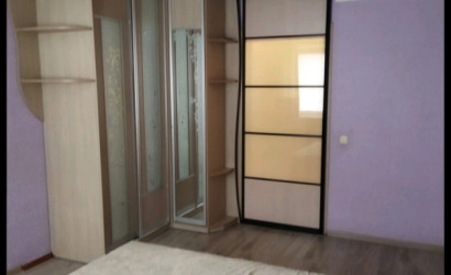 Снять 2-комнатную квартиру на сутки, Слуцк, Ивановского . Фото 1