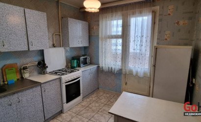 Снять 3-комнатную квартиру на сутки, Рогачев, Богатырёва,  129. Фото 1